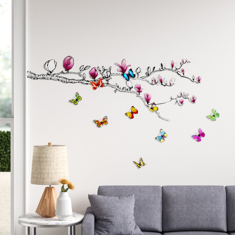 دیزاین دیوار با استیکر دیواری طرح درخت و پروانه