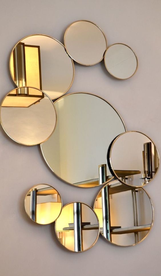 استفاده از آینه مدرن برای دیزاین دیوار