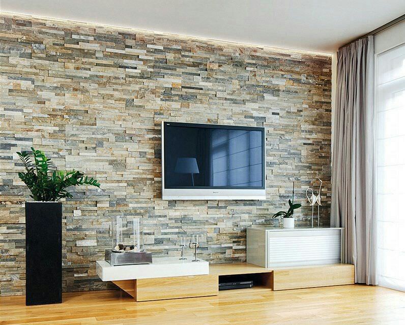 طراحی دیوار پشت تلویزیون با سنگ آنتیک گیوتین یا قیچی رنگ تیره روشن