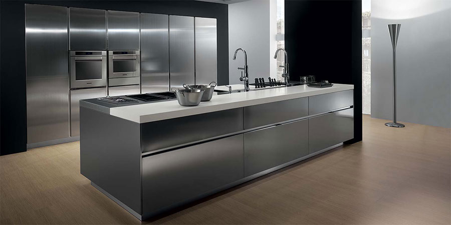 طراحی آشپزخانه مدرن و شیک با کابینت های استیل