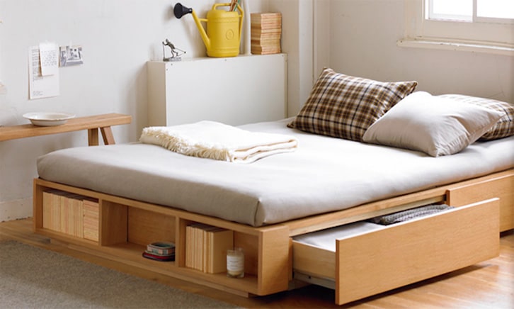 تخت خواب دو نفره چوبی کشودار با قفسه